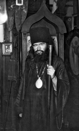 Святитель Иоанн Шанхайский и "Московская патриархия"